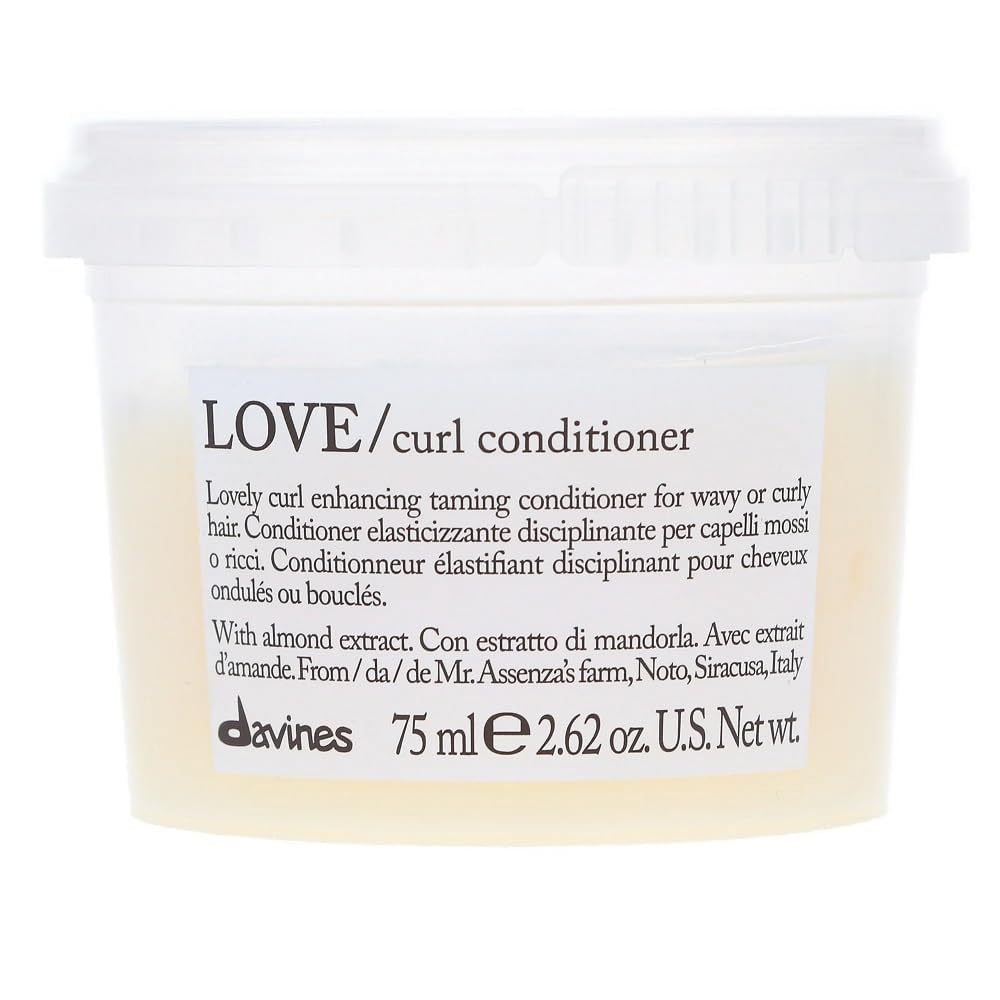 DAVINES LOVE Curl Conditioner, Enhance and Control Curly and Wavy Hair, Weightless Volume and Softness