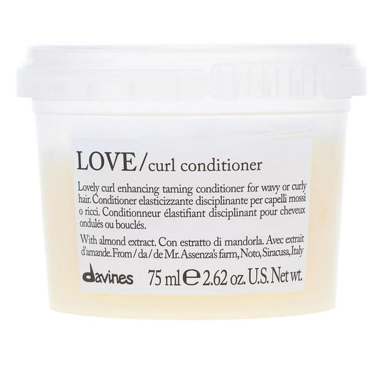 DAVINES LOVE Curl Conditioner, Enhance and Control Curly and Wavy Hair, Weightless Volume and Softness